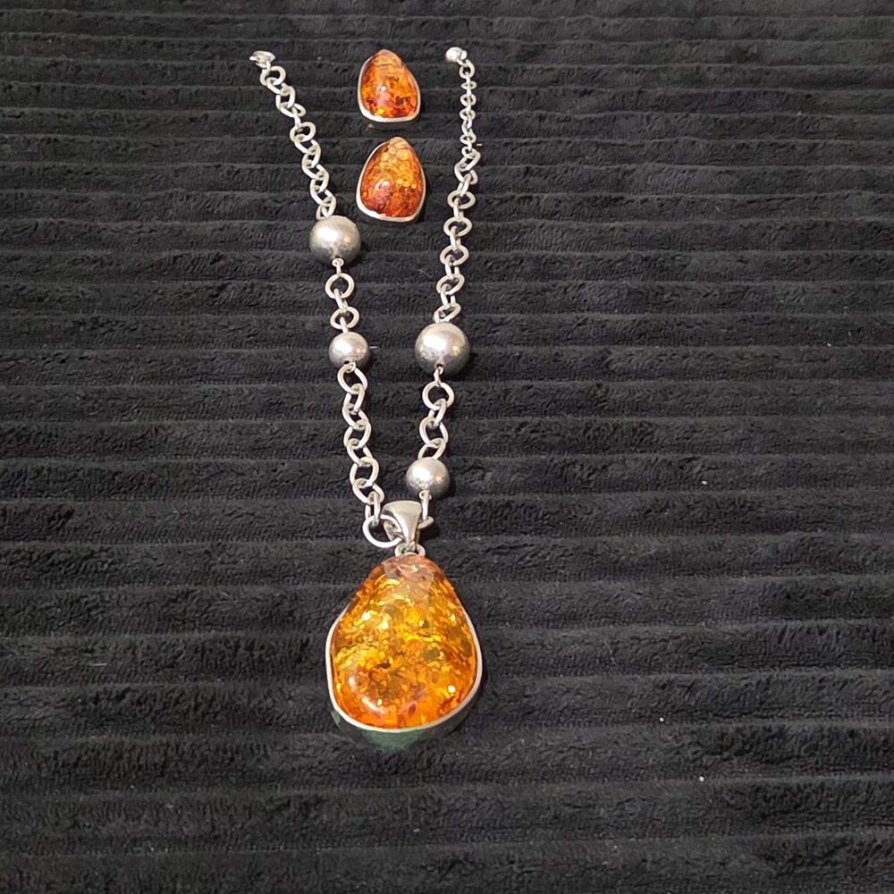 Vintage Faux Amber Necklace Clip On Earrings Set Silver Tone Teardrop Shimmer - Picture 12 of 16
